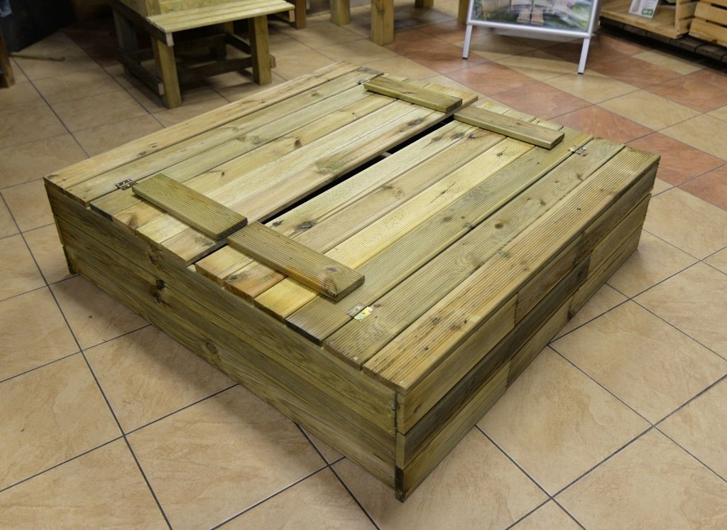 Piaskownica zamykana z ławeczkami wysyłka 120x30cm Piaskownica zamykana z ławeczkami wysyłka 120x30cm