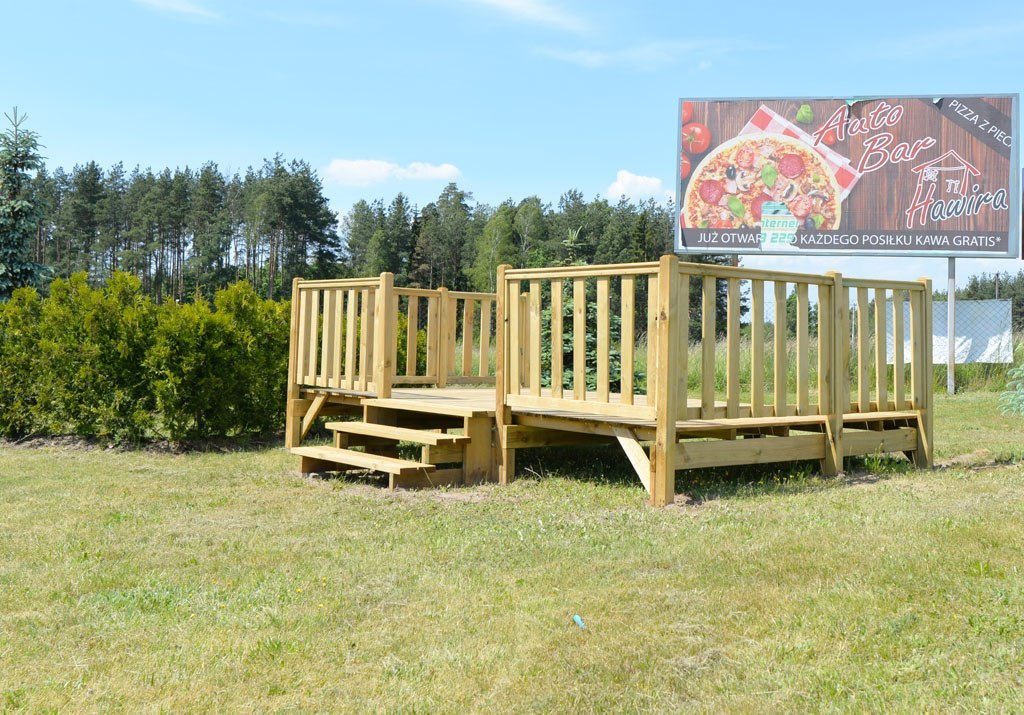 Taras segmentowy pod domek holenderski, kemping Taras segmentowy pod domek holenderski, kemping