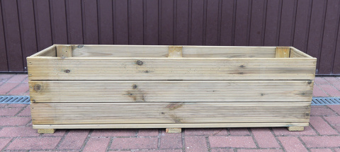 Doniczka 120x30x30cm ryflowana impr. ciśnieniowo Doniczka 120x30x30cm ryflowana impr. ciśnieniowo