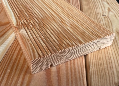 Deska tarasowa Modrzew ryflowana 240x14,5x2,7cm klasa C Deska tarasowa Modrzew ryflowana 240x14,5x2,7cm klasa C