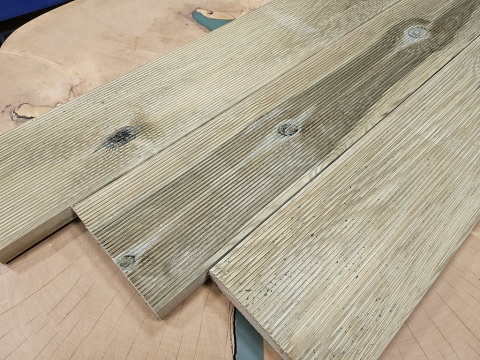 Deska tarasowa, sztacheta, deska ogrodzeniowa SOSNA 400x14,5x2,8 klasa A/B Deska tarasowa, sztacheta, deska ogrodzeniowa SOSNA 400x14,5x2,8 klasa A/B